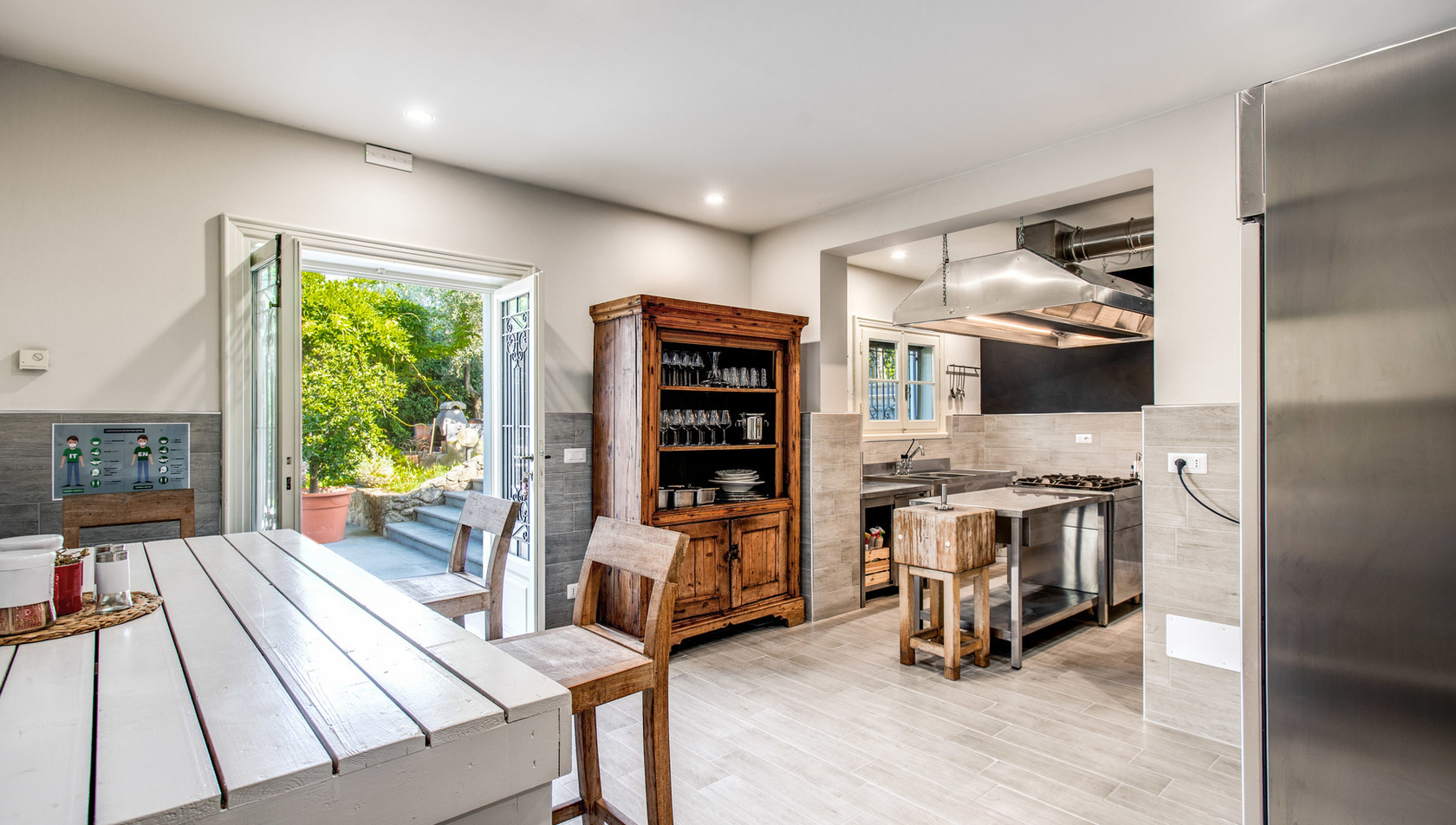 Villa-Alfresco--tuscany_kitchen4