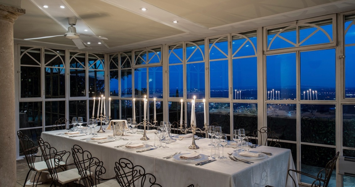 Villa Alfresco _ Villa for rent Tuscany with swimming pool panoramic veranda wedding