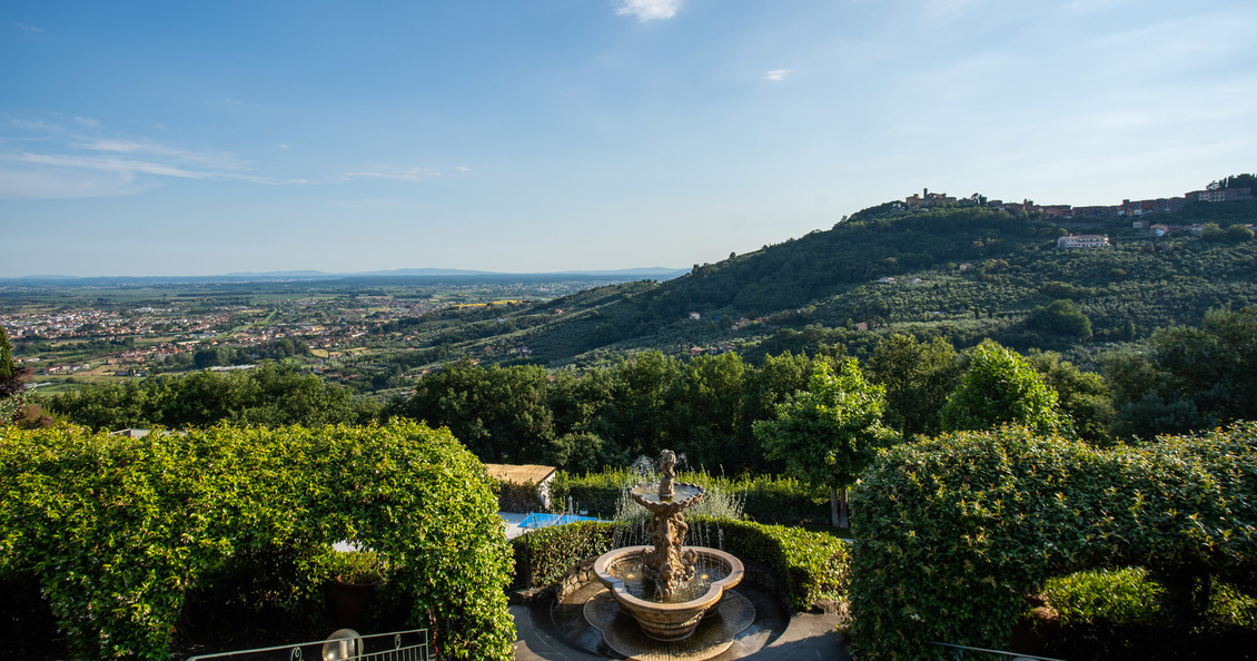 Villa Alfresco villa in Toscana con piscina riscaldabile per vacanze e per feste 