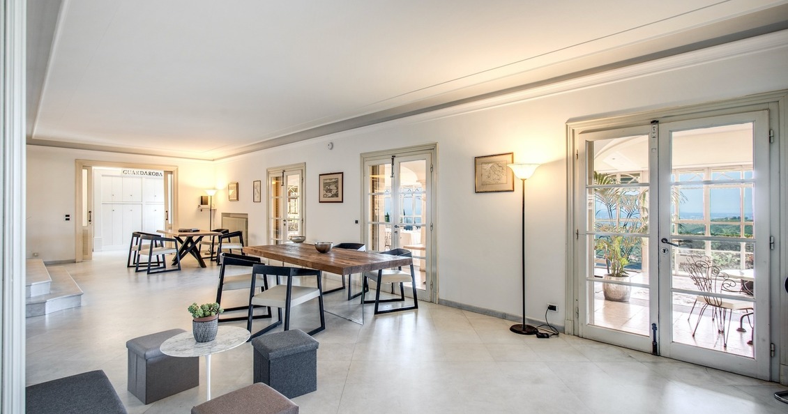Villa Alfresco tuscany villa for rent with swimming pool - living ground floor 2 