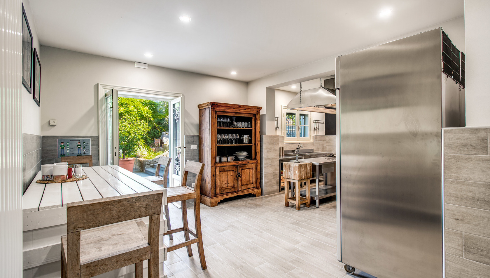 Villa-Alfresco--tuscany_kitchen3